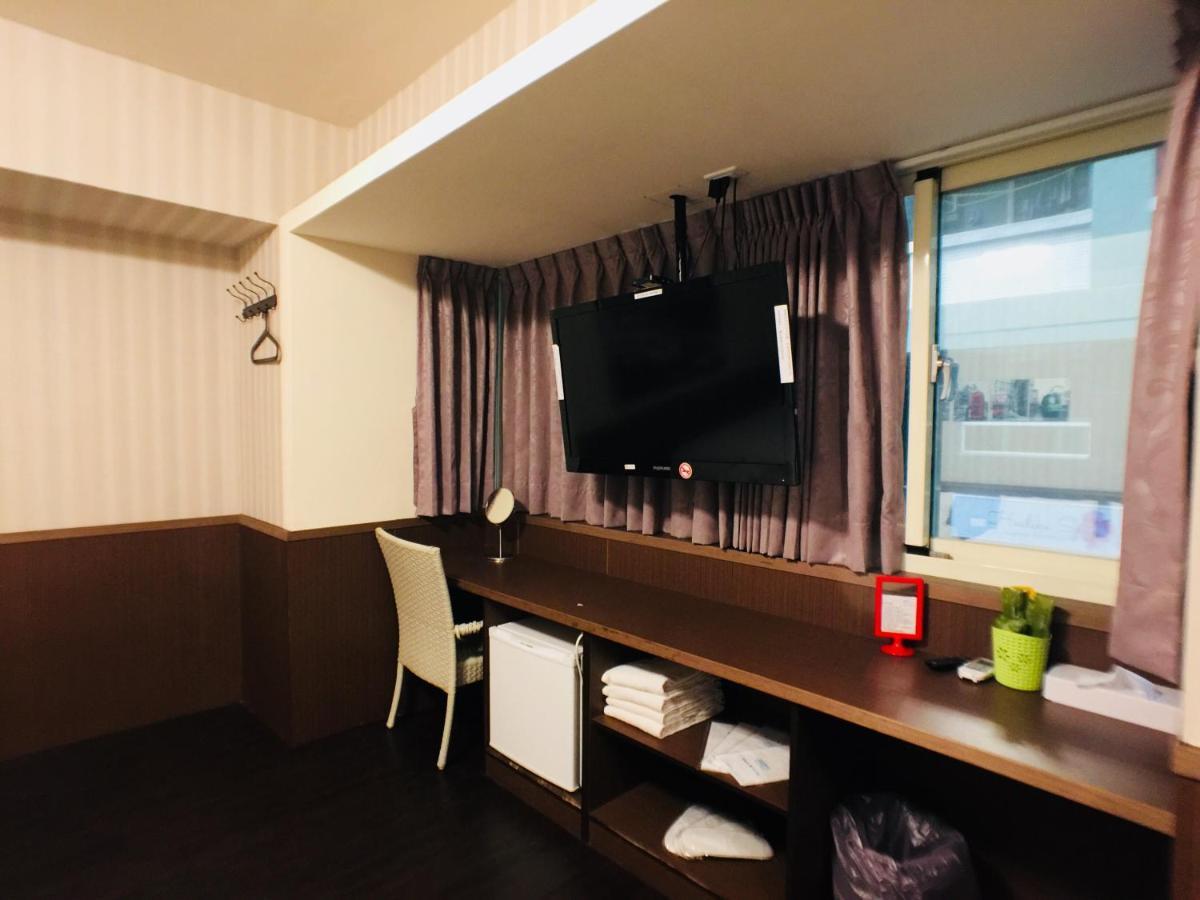 Love Feng Jia Apartment Hotel Taichung Exterior photo