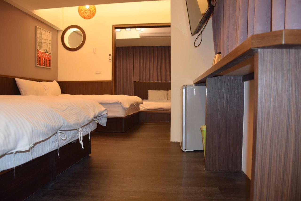 Love Feng Jia Apartment Hotel Taichung Exterior photo